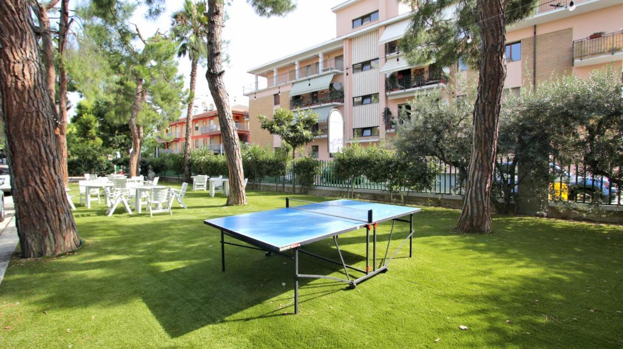 Hotel Pineta San Benedetto del Tronto Dış mekan fotoğraf