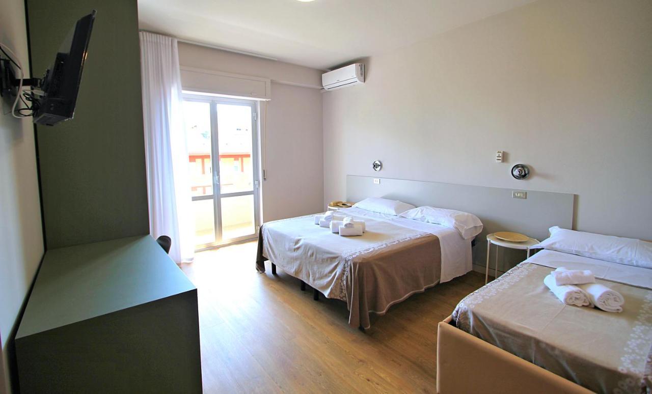Hotel Pineta San Benedetto del Tronto Dış mekan fotoğraf
