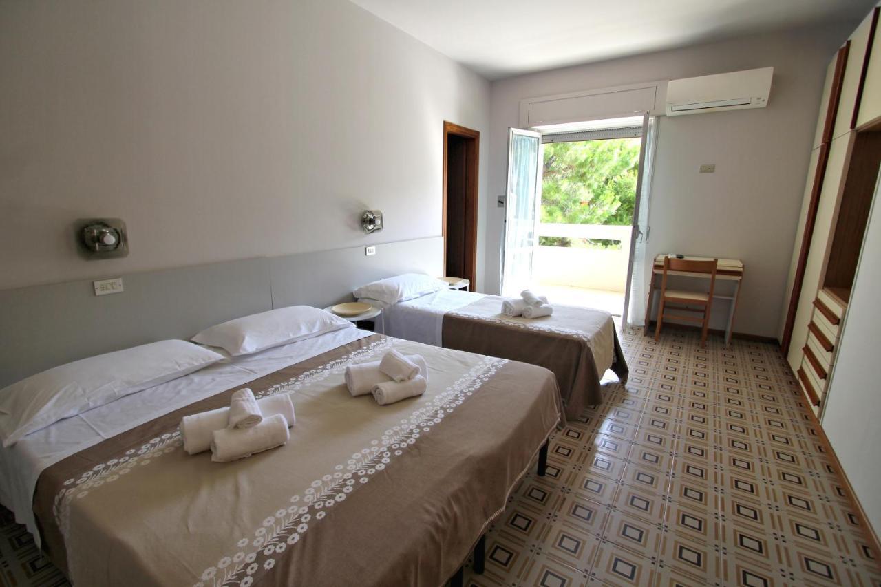 Hotel Pineta San Benedetto del Tronto Dış mekan fotoğraf