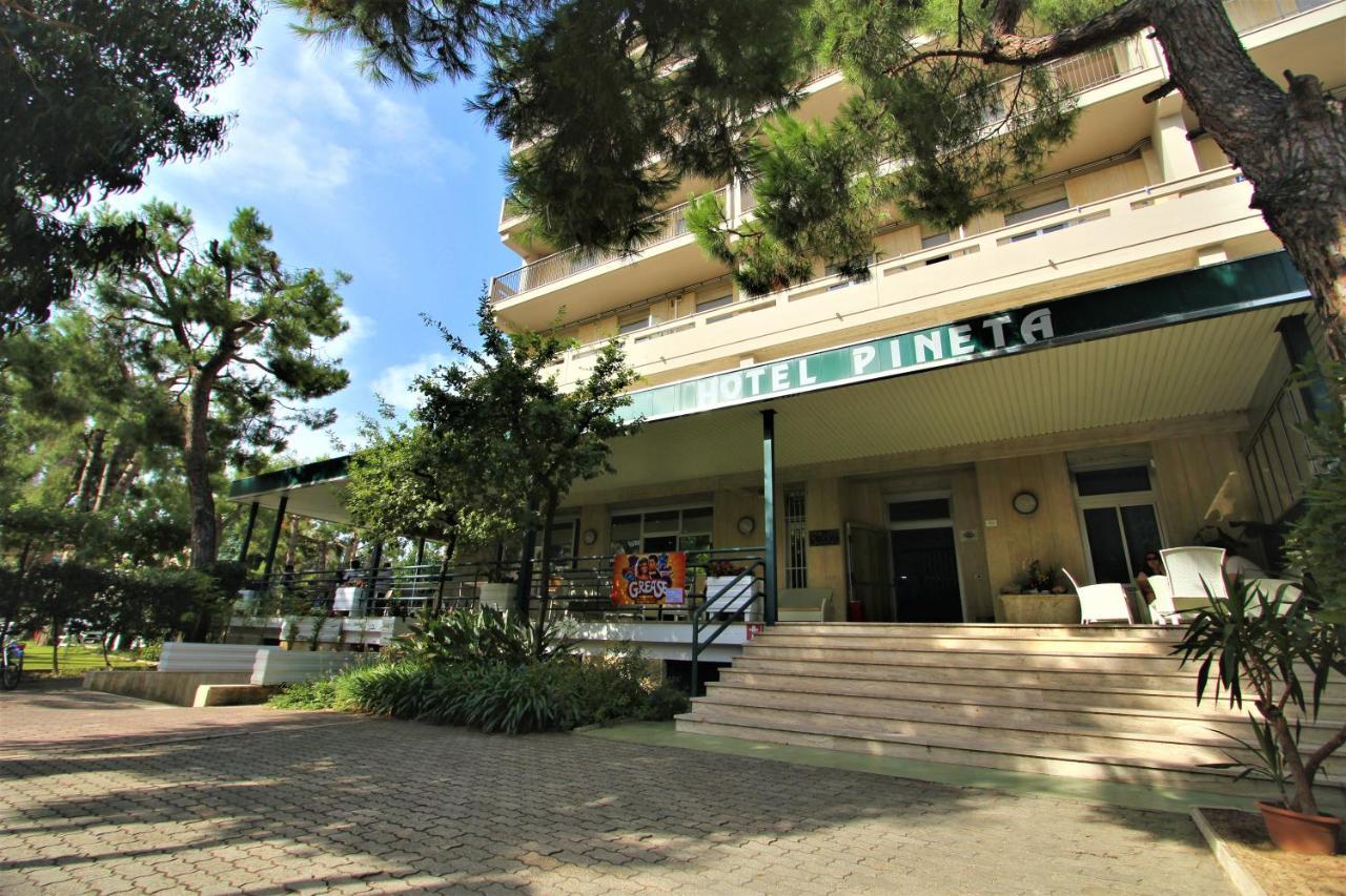 Hotel Pineta San Benedetto del Tronto Dış mekan fotoğraf